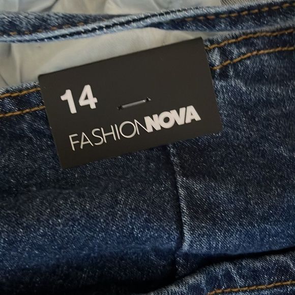 FASHION NOVA TIE EM UP BOYFRIEND JEANS MEDIUM WASH NWT SZ 14 - Picture 11 of 13